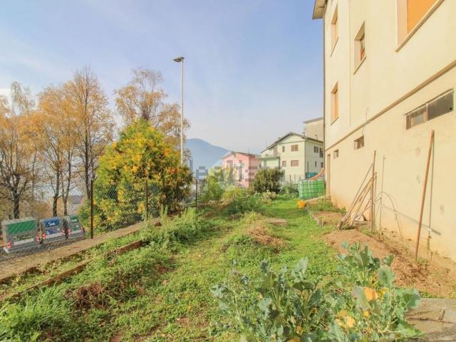 Appartamento in vendita di 130 m² in Via Ragazzi del 99