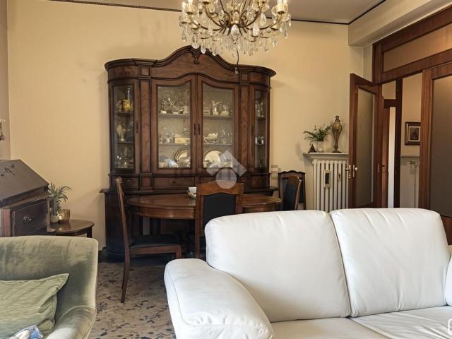 Appartamento in vendita di 130 m² in Via Renata di Francia, 45