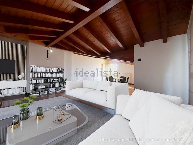 Appartamento in vendita di 130 m² in Via Todeschini
