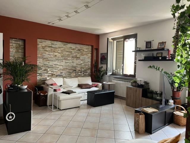 Appartamento in vendita di 130 m² in Via Toniolo