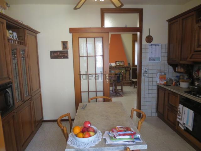 Appartamento in vendita di 130 m² in Via Torino