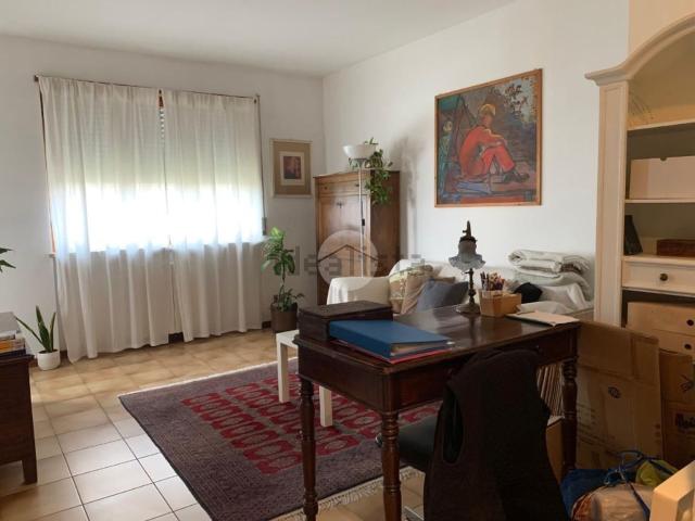 Appartamento in vendita di 130 m² in Via Tevere, 6