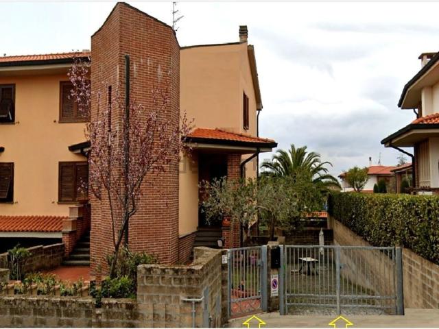 Appartamento in vendita di 130 m² in Via Telemaco Signorini