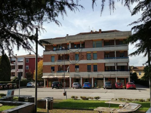 Appartamento in vendita di 130 m² in Via Tiberina