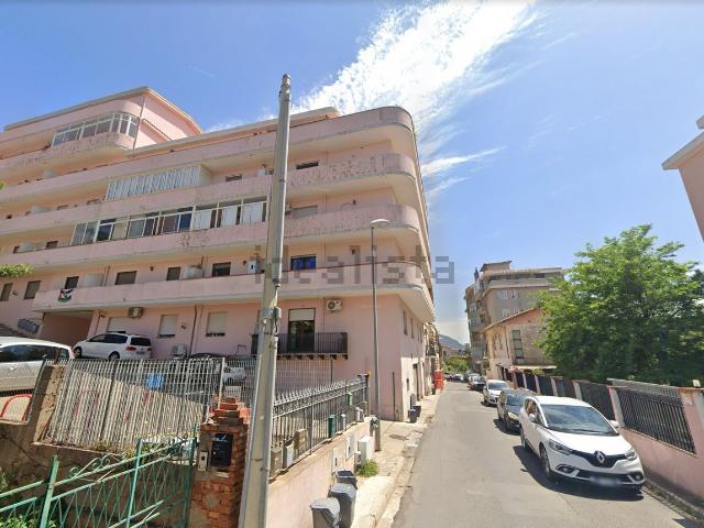 Appartamento in vendita di 130 m² in Via Trexenta, 18