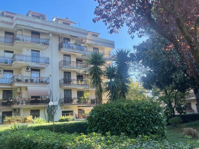 Appartamento in vendita di 130 m² in Via Trieste, 13