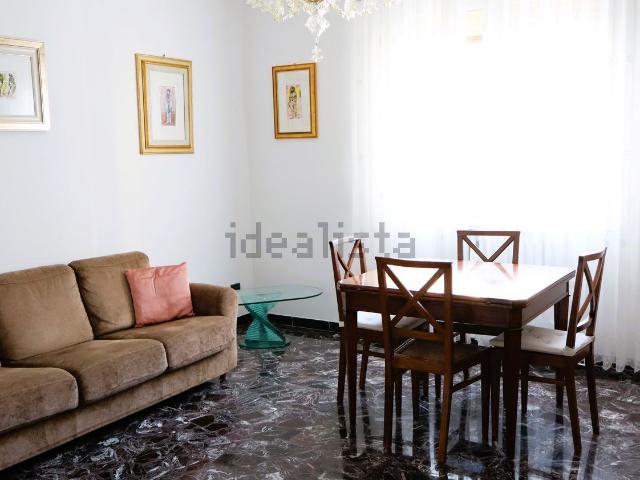 Appartamento in vendita di 130 m² in Via Ugo Lenzi