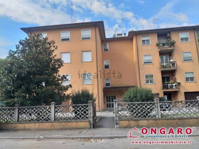Appartamento in vendita di 130 m² in Via V. Faccini