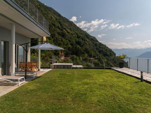Appartamento in vendita di 130 m² in Via Valle Intelvi, 1
