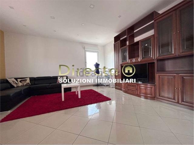 Appartamento in vendita di 130 m² in Via Vanizza