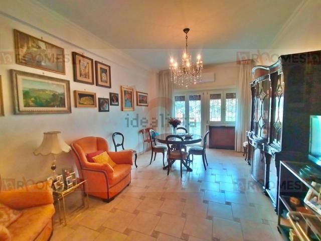 Appartamento in vendita di 130 m² in Via Vestricio Spurinna