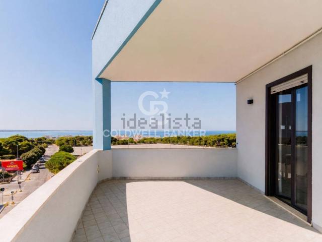 Appartamento in vendita di 130 m² in Via Vittorio Alfieri