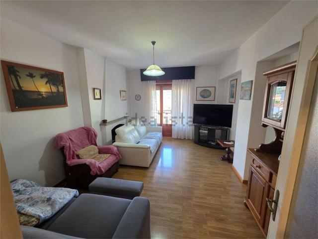 Appartamento in vendita di 130 m² in Via Vittorio Emanuele