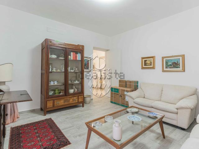 Appartamento in vendita di 130 m² in Via Vittorio Veneto