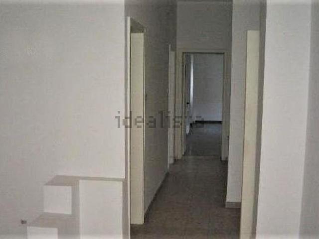 Appartamento in vendita di 130 m² in Via Villini Svizzeri, 11