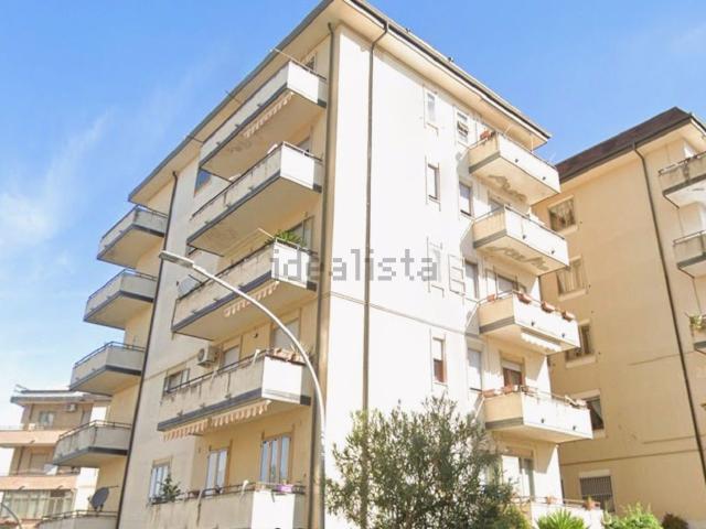 Appartamento in vendita di 130 m² in Via Vincenzo Bellini