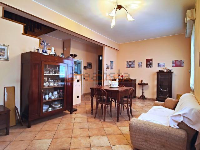 Appartamento in vendita di 130 m² in Via Vincenzo Bellini