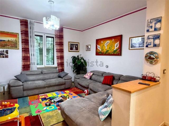 Appartamento in vendita di 130 m² in Via Vincenzo Porri