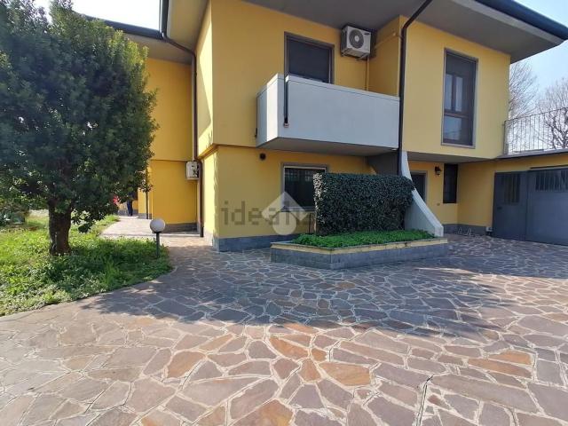 Appartamento in vendita di 130 m² in Via XXV Aprile, 39