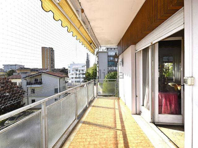 Appartamento in vendita di 130 m² in Via XXVIII Aprile, 6