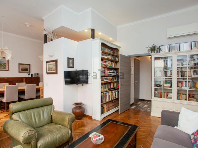Appartamento in vendita di 130 m² in Viale Tunisia, 21