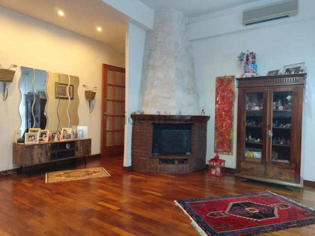 Appartamento in vendita di 130 m² in Viale Walter Tobagi, 6