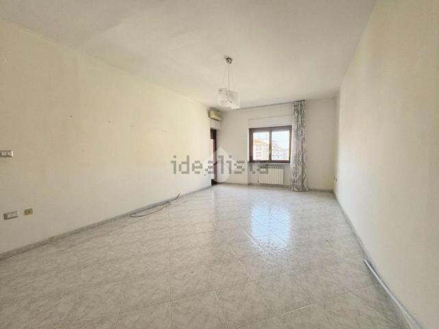 Appartamento in vendita di 130 m² in Viale Abramo Lincoln, 152