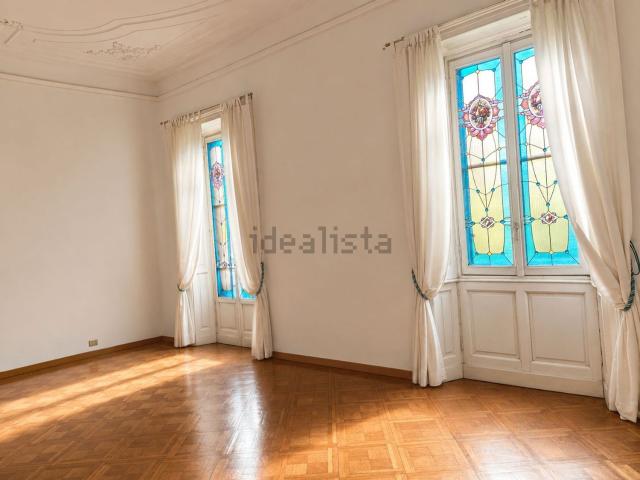 Appartamento in vendita di 130 m² in Viale Beatrice d&apos Este