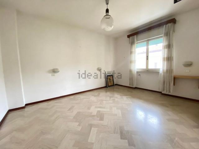Appartamento in vendita di 130 m² in Viale Bologna