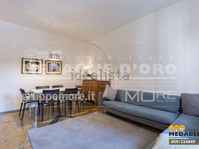 Appartamento in vendita di 130 m² in Viale Carlo Sigonio