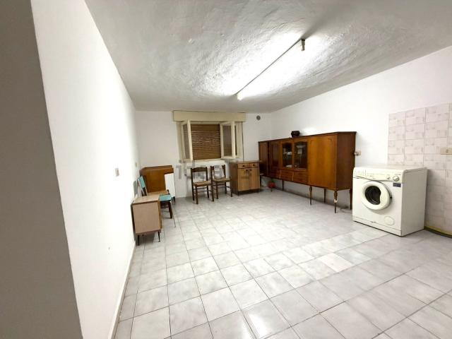 Appartamento in vendita di 130 m² in Viale Cesare Battisti