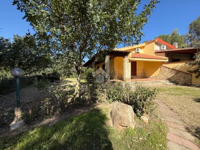 Appartamento in vendita di 130 m² in Viale dei Carrubi, 38