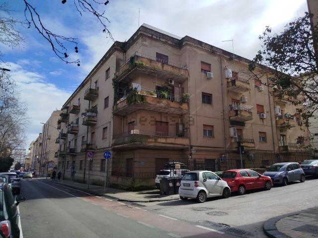 Appartamento in vendita di 130 m² in Viale della Regione, 6