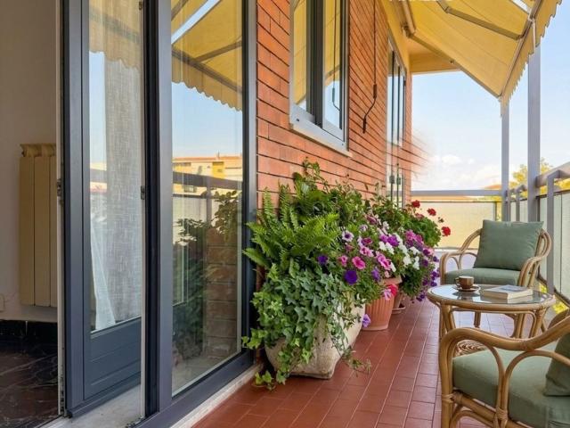 Appartamento in vendita di 130 m² in Viale Francesco Petrarca