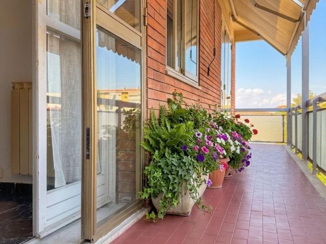 Appartamento in vendita di 130 m² in Viale Francesco Petrarca