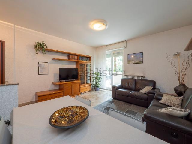 Appartamento in vendita di 130 m² in Viale Giovanni Suzzani, 290