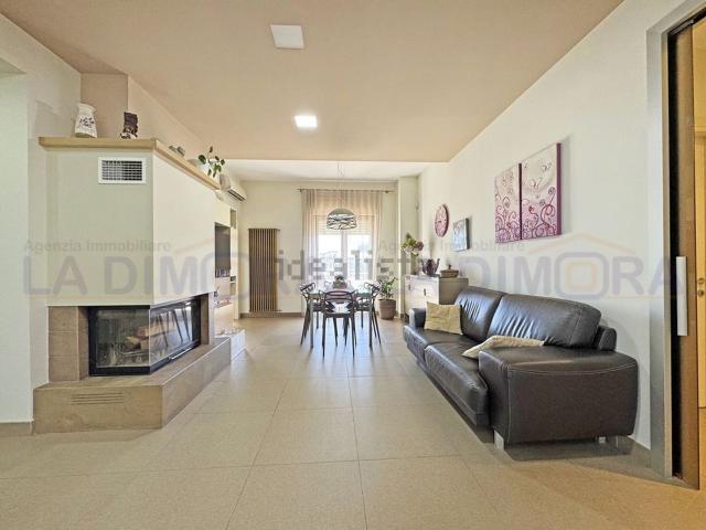 Appartamento in vendita di 130 m² in Viale John Fitzgerald Kennedy