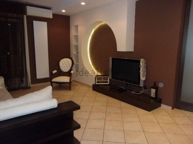 Appartamento in vendita di 130 m² in Viale Leonardo da Vinci, 8