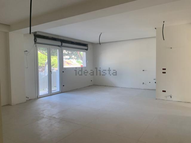 Appartamento in vendita di 130 m² in Viale Maria Ceccarini