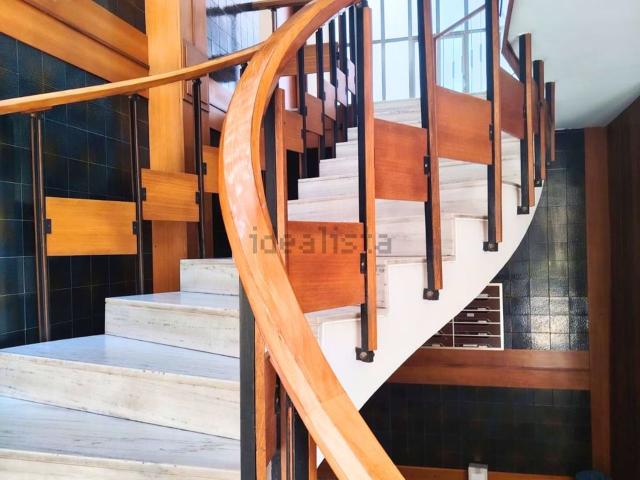Appartamento in vendita di 130 m² in Viale Medaglie D&apos Oro, 57