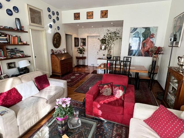 Appartamento in vendita di 130 m² in Viale Monte Santo
