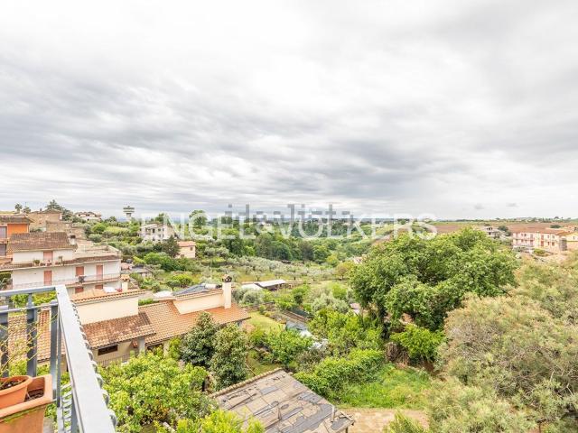 Appartamento in vendita di 130 m² in Viale Parigi