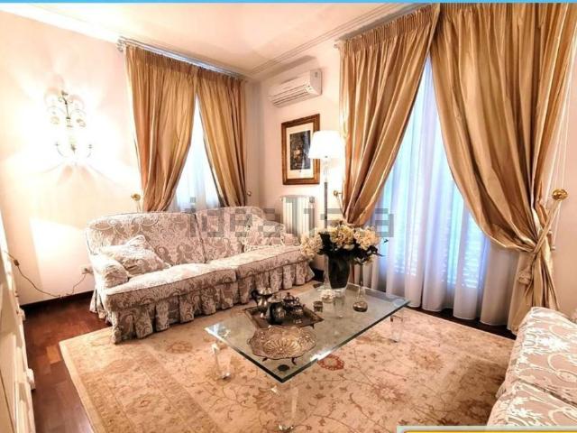 Appartamento in vendita di 130 m² in Viale Stazione