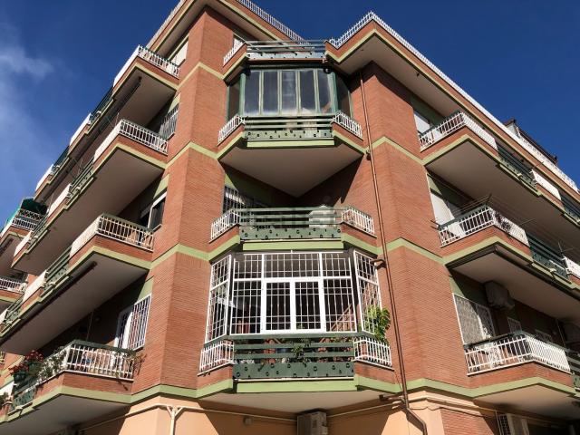 Appartamento in vendita di 130 m² in Vicolo degli Orti Portuensi, 34