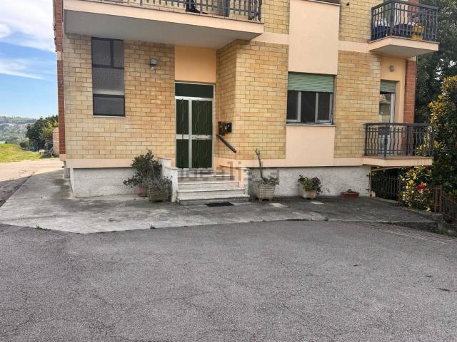 Appartamento in vendita di 130 m² in Contrada Piane di Monteverde