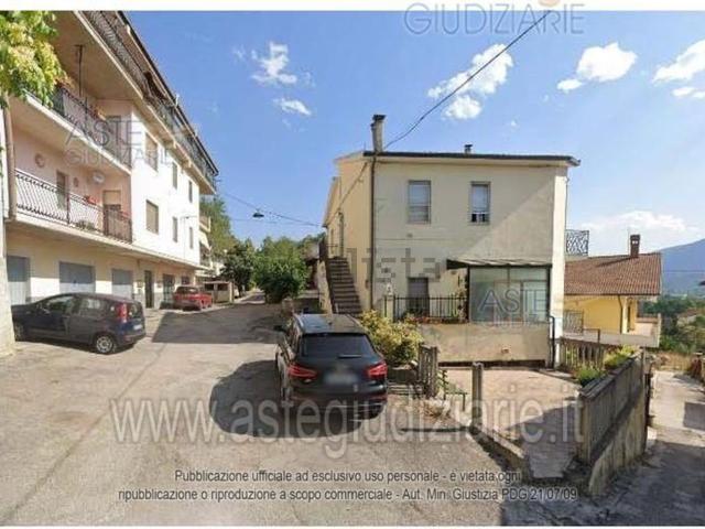 Appartamento in vendita di 130 m² in Corso Antonio Gramsci, 39