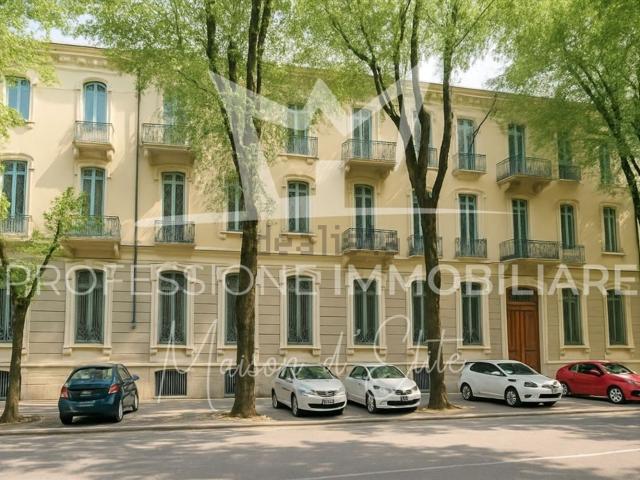 Appartamento in vendita di 130 m² in Corso Dante, 102