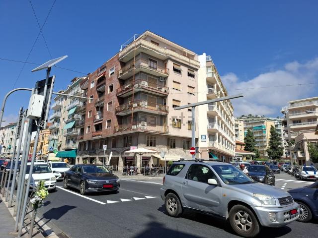 Appartamento in vendita di 130 m² in Corso Felice Cavallotti, 150