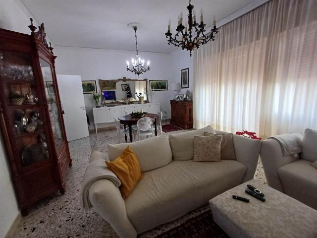 Appartamento in vendita di 130 m² in Corso Giovanni Amendola