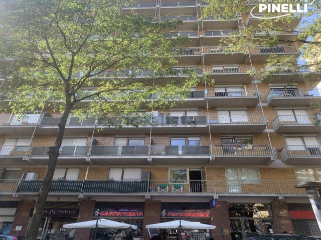 Appartamento in vendita di 130 m² in Corso Sebastopoli, 213